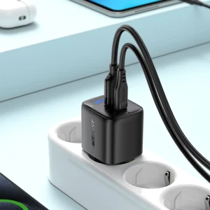 شارژر دیواری ایس فست مدل A114 توان 25 وات